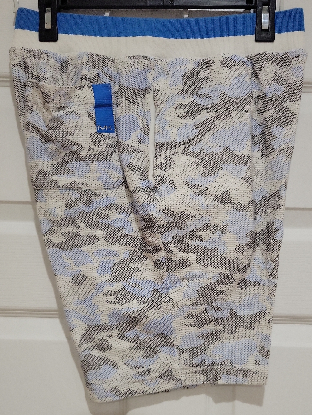 Michael Kors Men's Blue and Cream Camouflage Knit Athletic Shorts